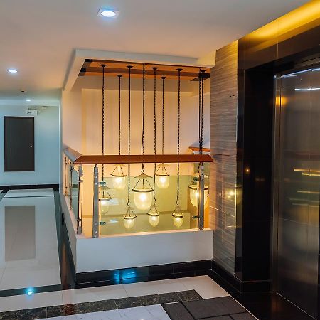 Siri Residence Бангкок Екстер'єр фото